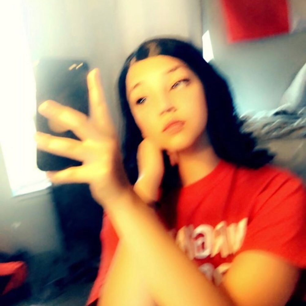 Meet your Posher, Layliii .